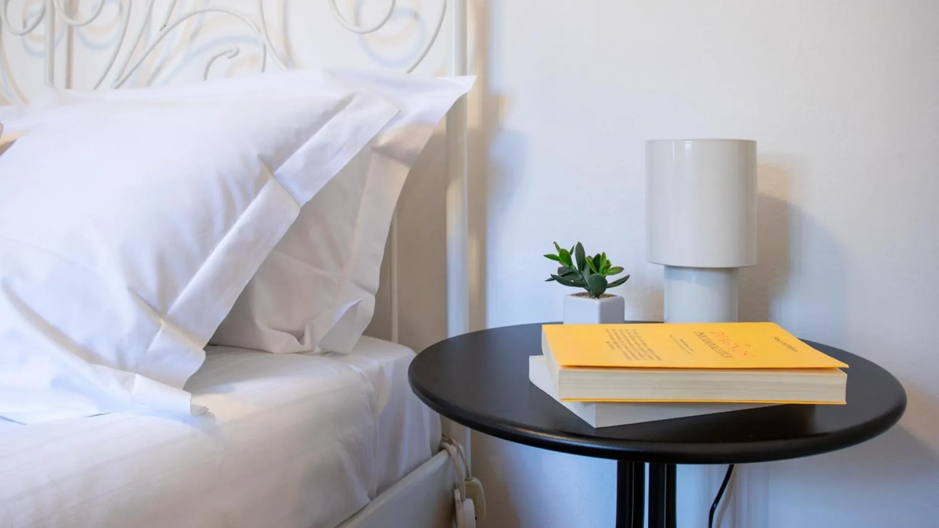 Apartment Central Romantic Attic In Verona City Center